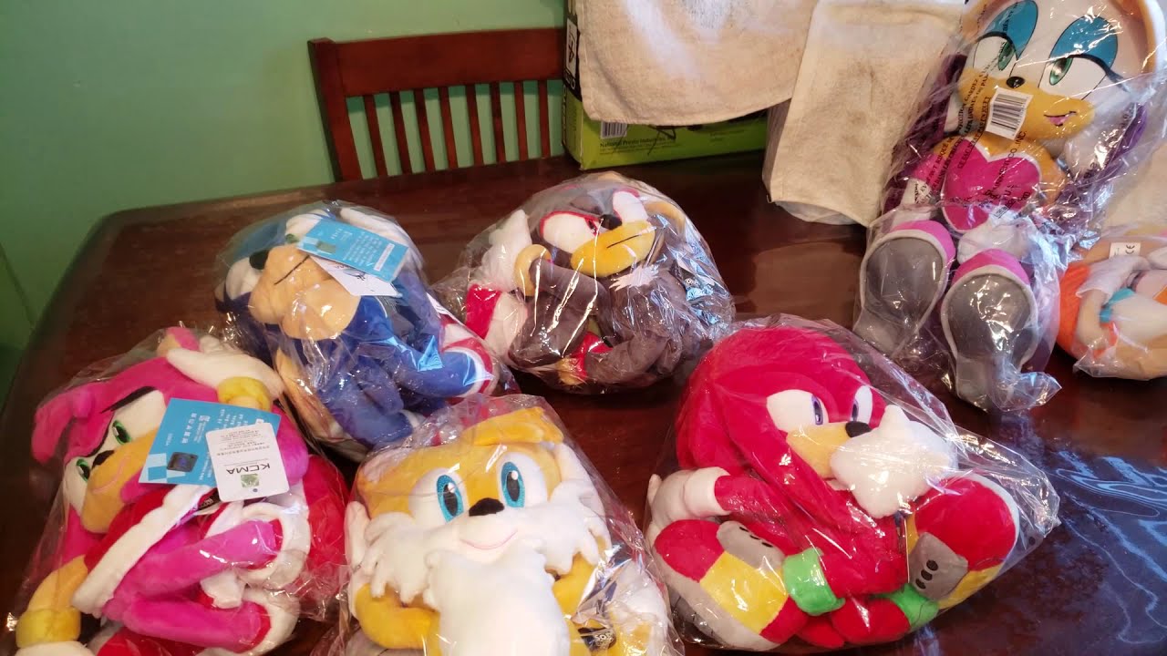Unboxing Korean Sonic the Hedgehog plush set + Rogue the Bat and Cream the Rabbit