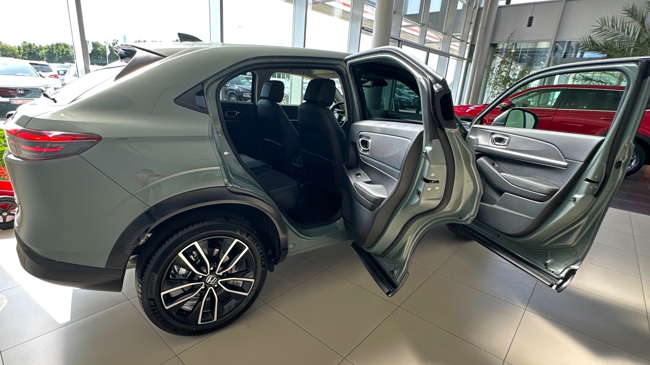 2025 Honda HR-V Advance - Візуальний Огляд 4K