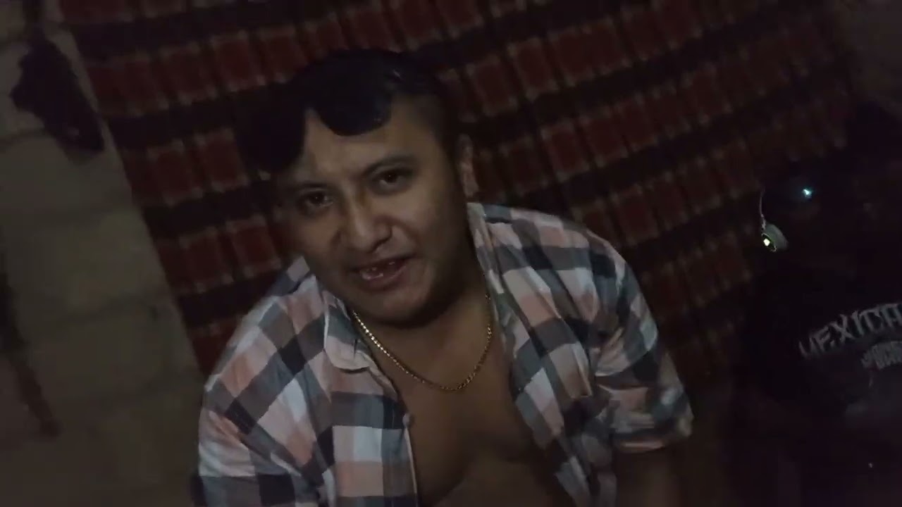 EL CHIWOL FT EL PINCHE NENO. YA LLEGARON LA KLICA DE LA NUEVA ERA 