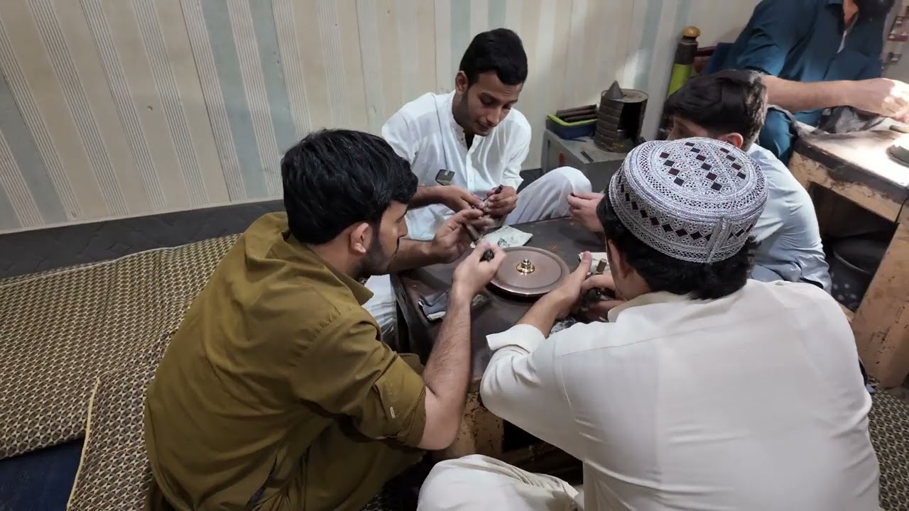 Roaming Around in Pakistan's Biggest Gemstones Market 