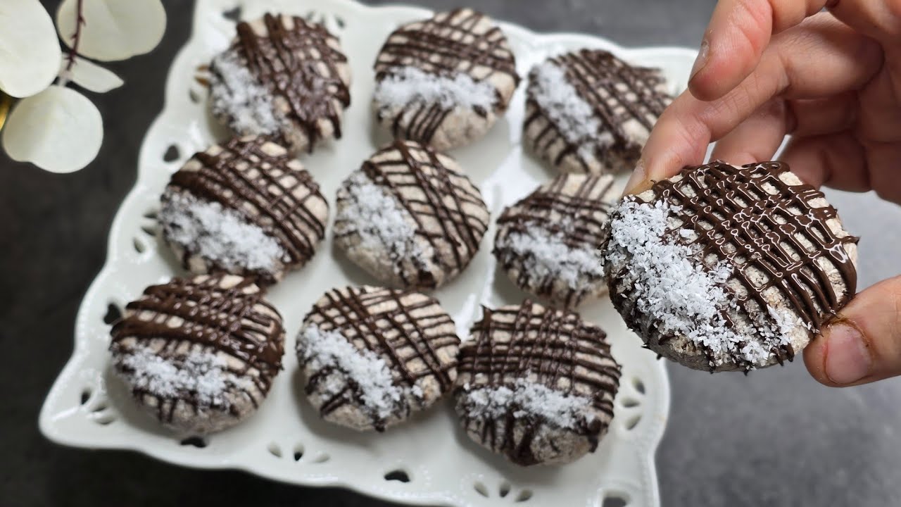  🍌🥥 2 p&euml;rb&euml;r&euml;s &bull; 5 minuta pun&euml; Nj&euml; &euml;mb&euml;lsir&euml; e thjesht&euml;, e shijshme dhe perfekte p&euml;r &ccedil;do moment 😍