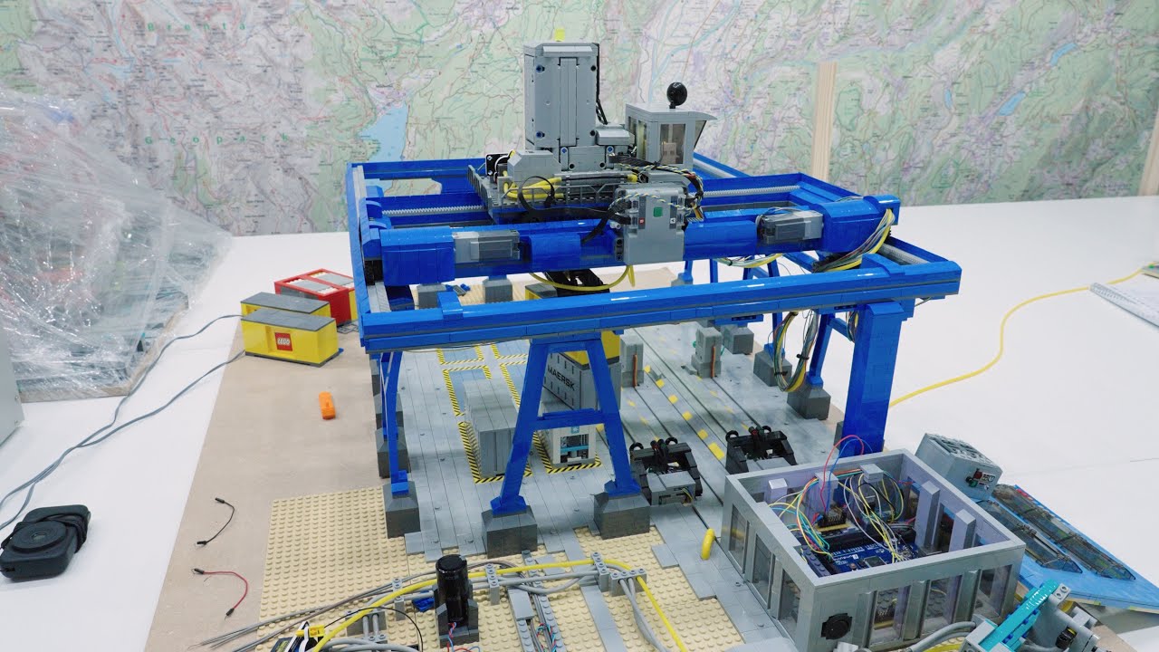 Automated container terminal WIP E54:  Moving monorails!