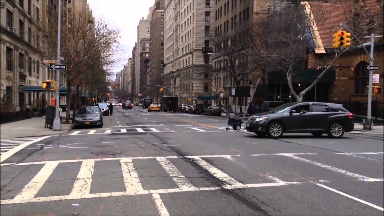 COMPILATION OF HATZOLOH EMERGENCY RESPONSE VEHICLES RESPONDING IN MANHATTAN, NEW YORK CITY.  1