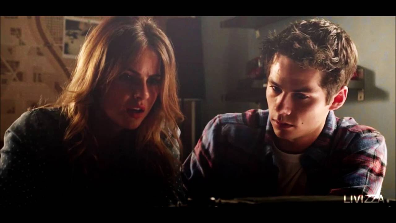 Stiles & Malia - Airplane