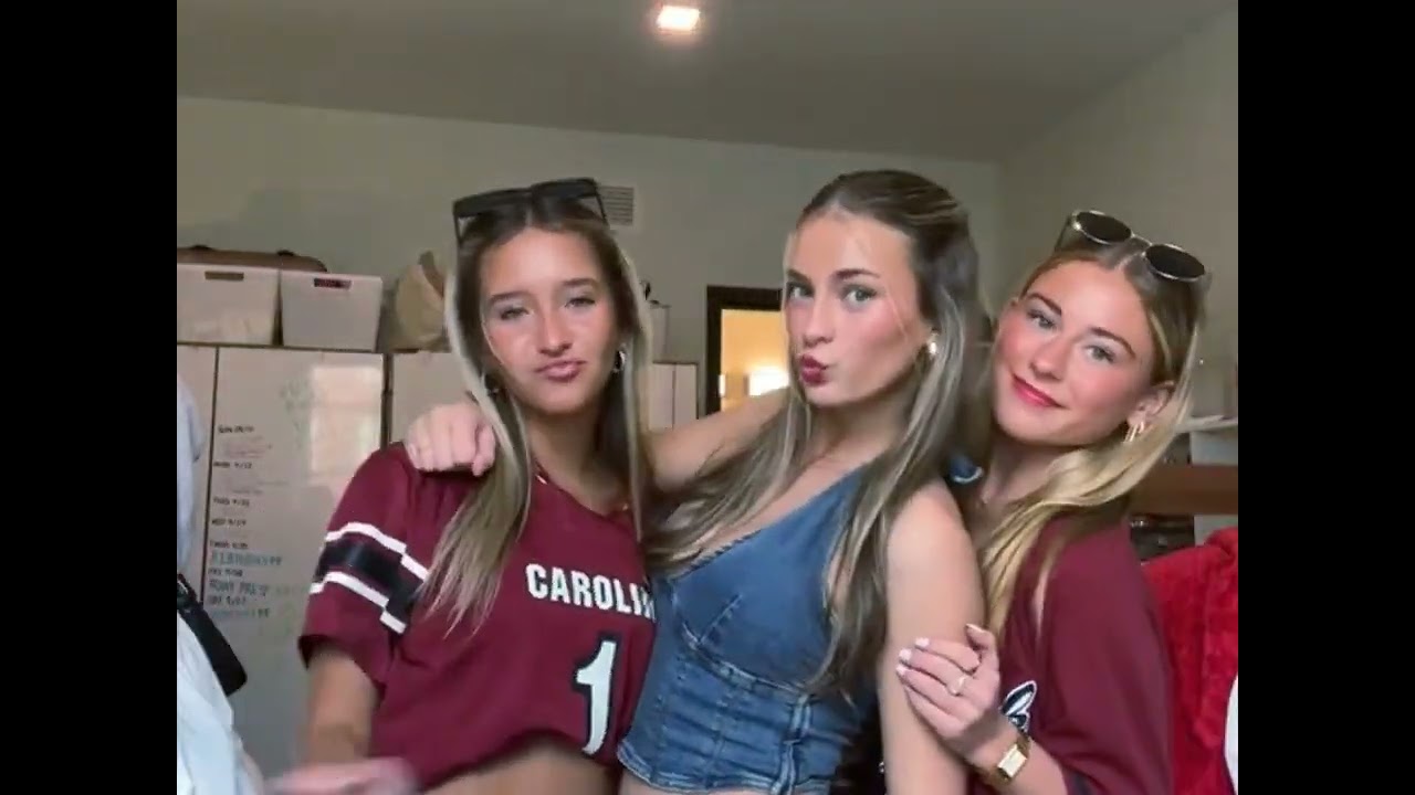 I want to be your #girlfriend will you accept? #worldcup #egirl #outfit #shorts #ootd #dance