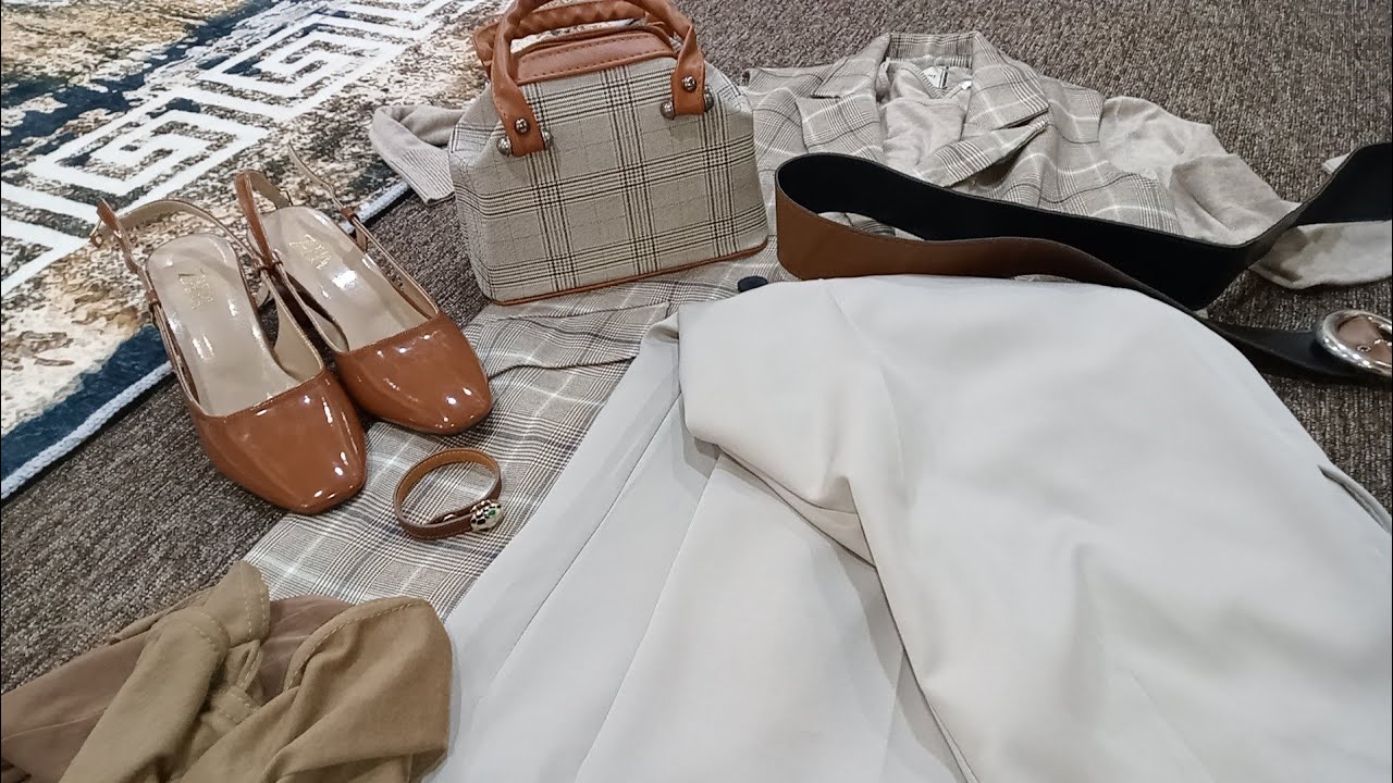 تنسيقه لملابس العيد بالوان دافيه ومريحه للنضر 