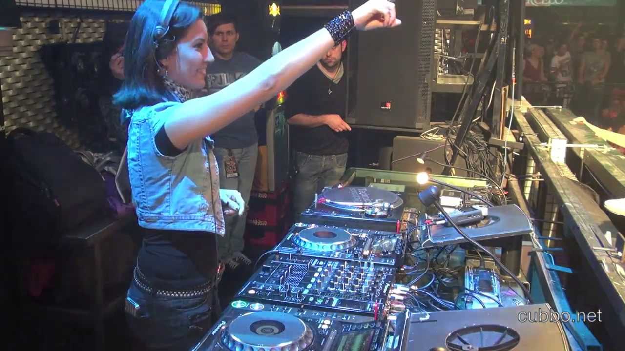 Videoset Fernanda Martins @ Fabrik - CODE 094 