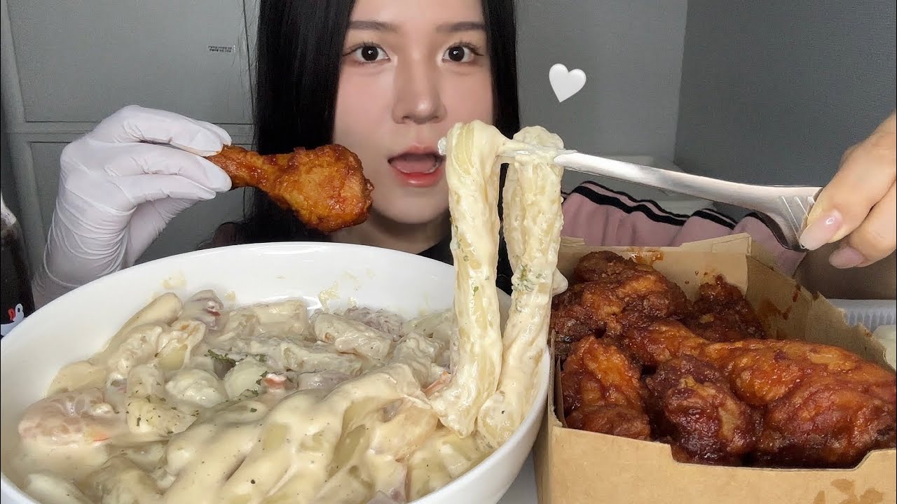얼공 먹방은 처음이지?🫣 배떡 크림새우떡볶이 교촌레드 먹방 Baedduk Cream Shrimp Tteokbokki Kyochon Chicken ASMR MUKBANG