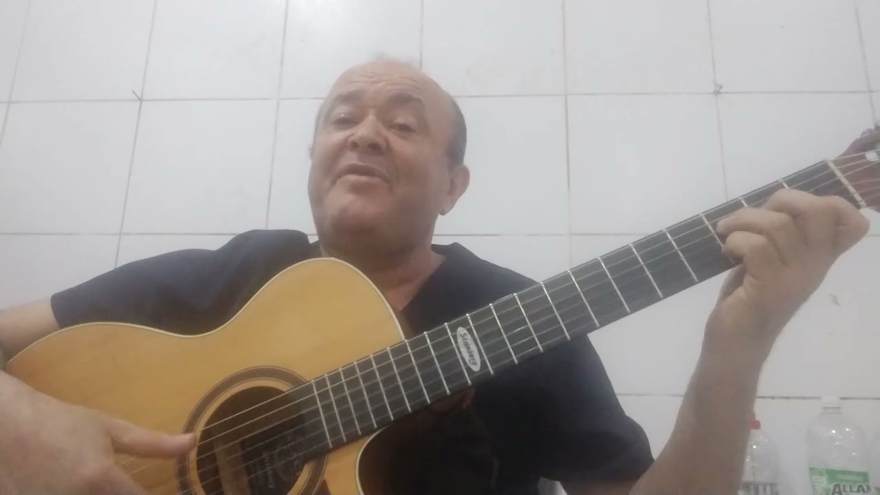 Sempre será Deus/de própria autoria 