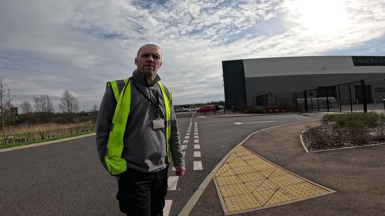 Если вы снимаете видео нашей компании, то мы должны об этом знать 🤔🛸🎥❌