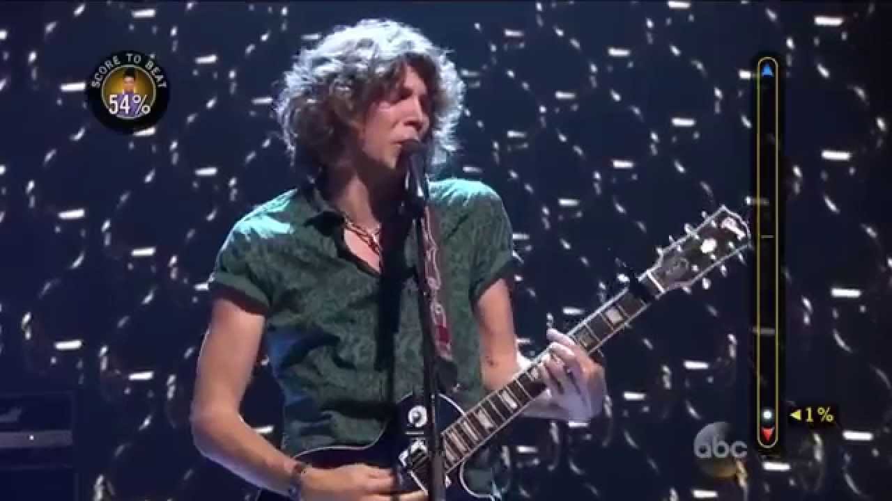 Rising Star - Jesse Kinch Sings 'Money'