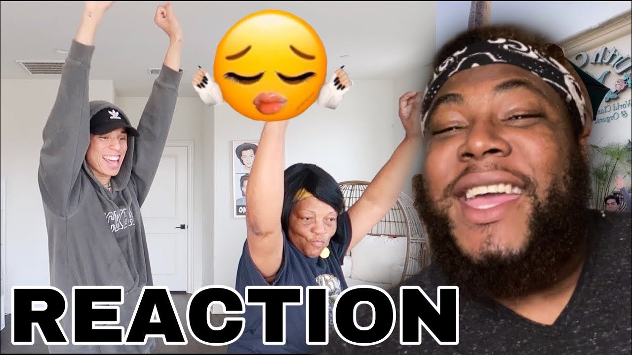‪TEACHING MY GRANDMA TIKTOK DANCES - LARRAY | REACTION‬