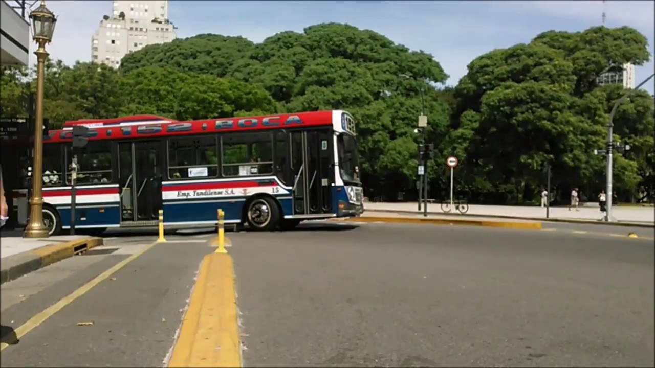 Estilo Bondi - Línea 152