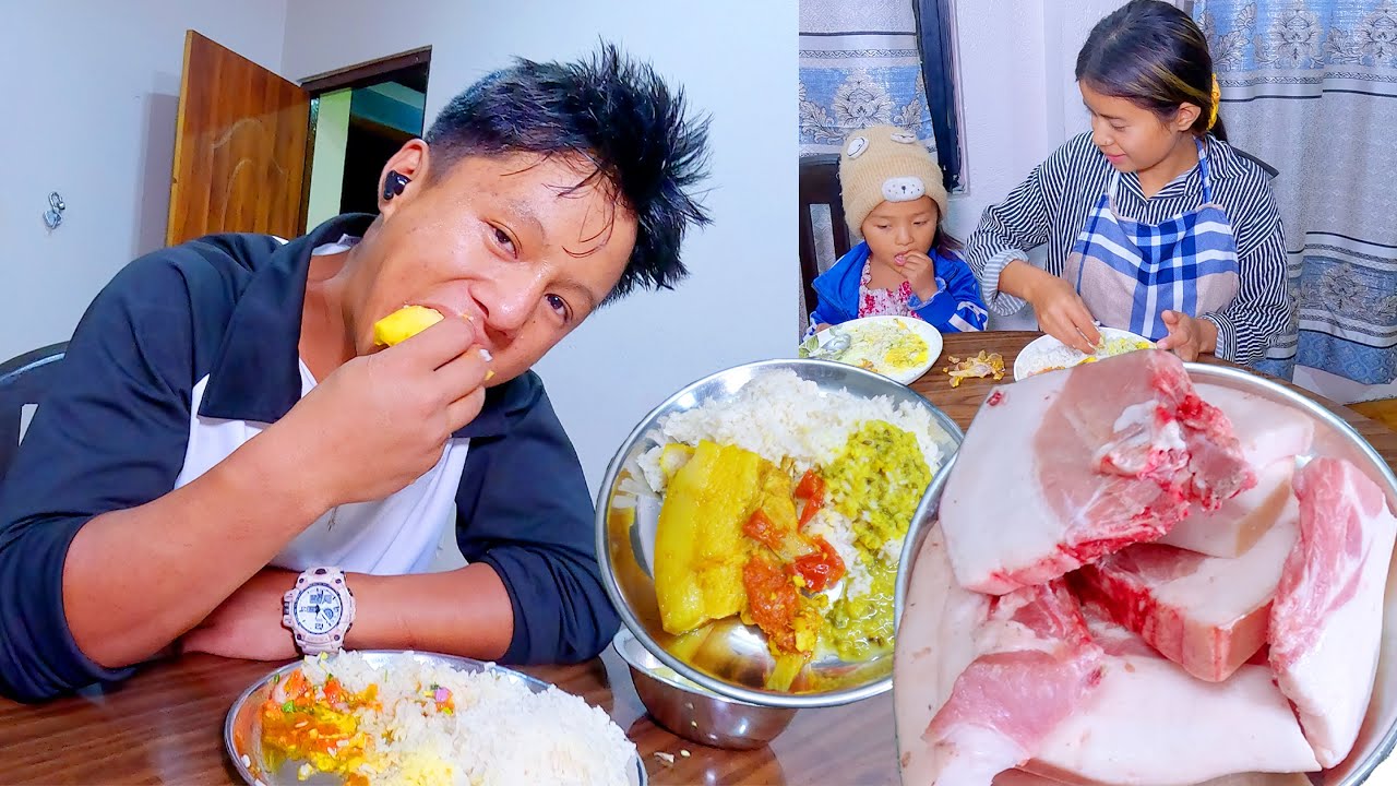sumnima's cooking PORK curry & rice at dinner  for her brothers and sister @SumnimaRaini