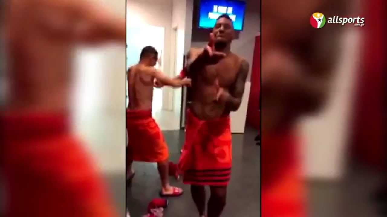 Jerome Boateng funny dance