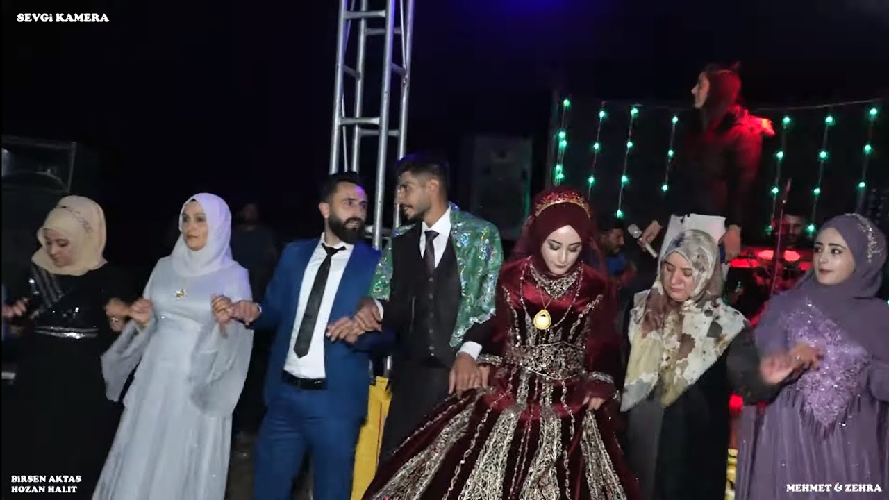 HERKESİ ŞAŞIRTAN Ve Herkesin Beğenisini Kazanan O Aşiret Düğün Halayı (Mehmet & Zehra)