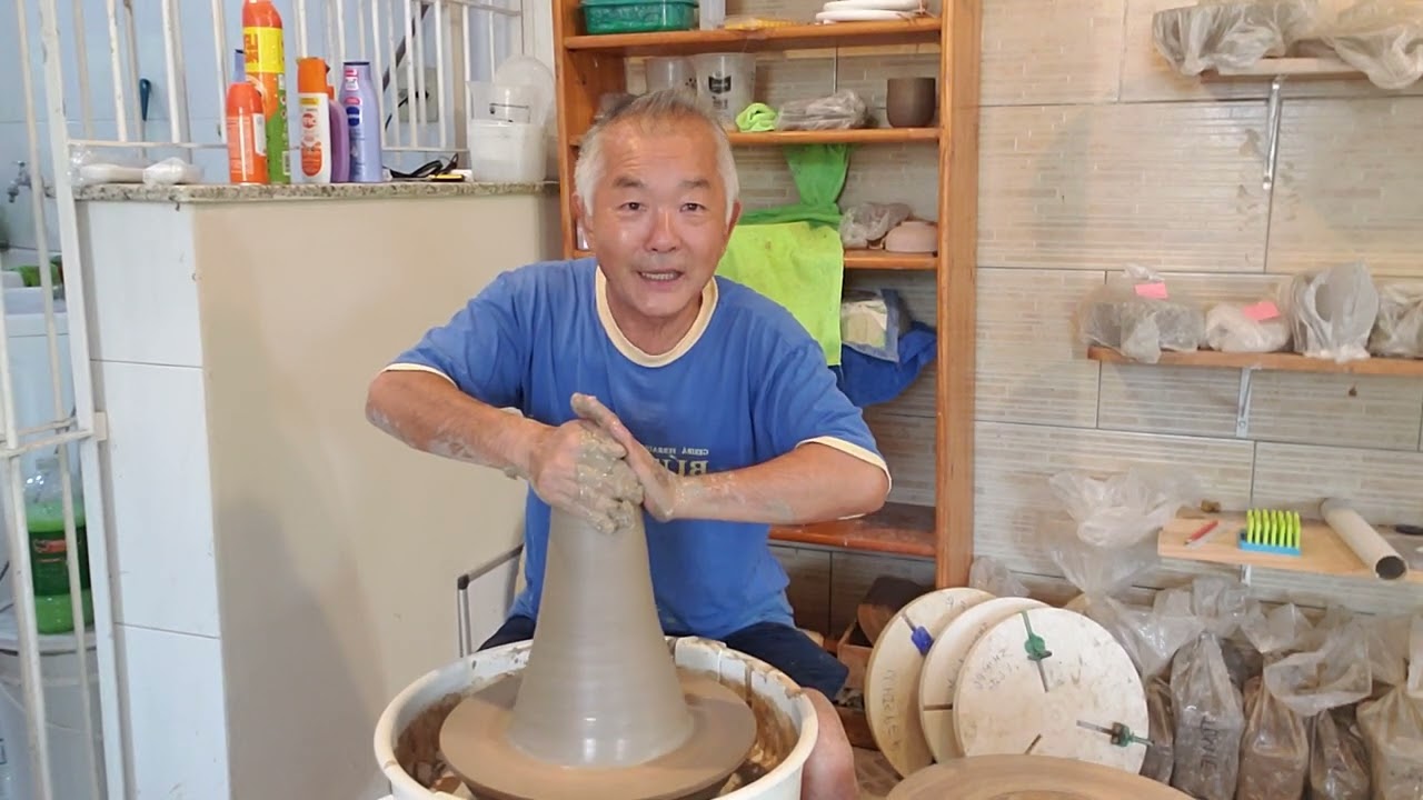 Fazendo pecas no torno usando uma ferramenta japonesa 