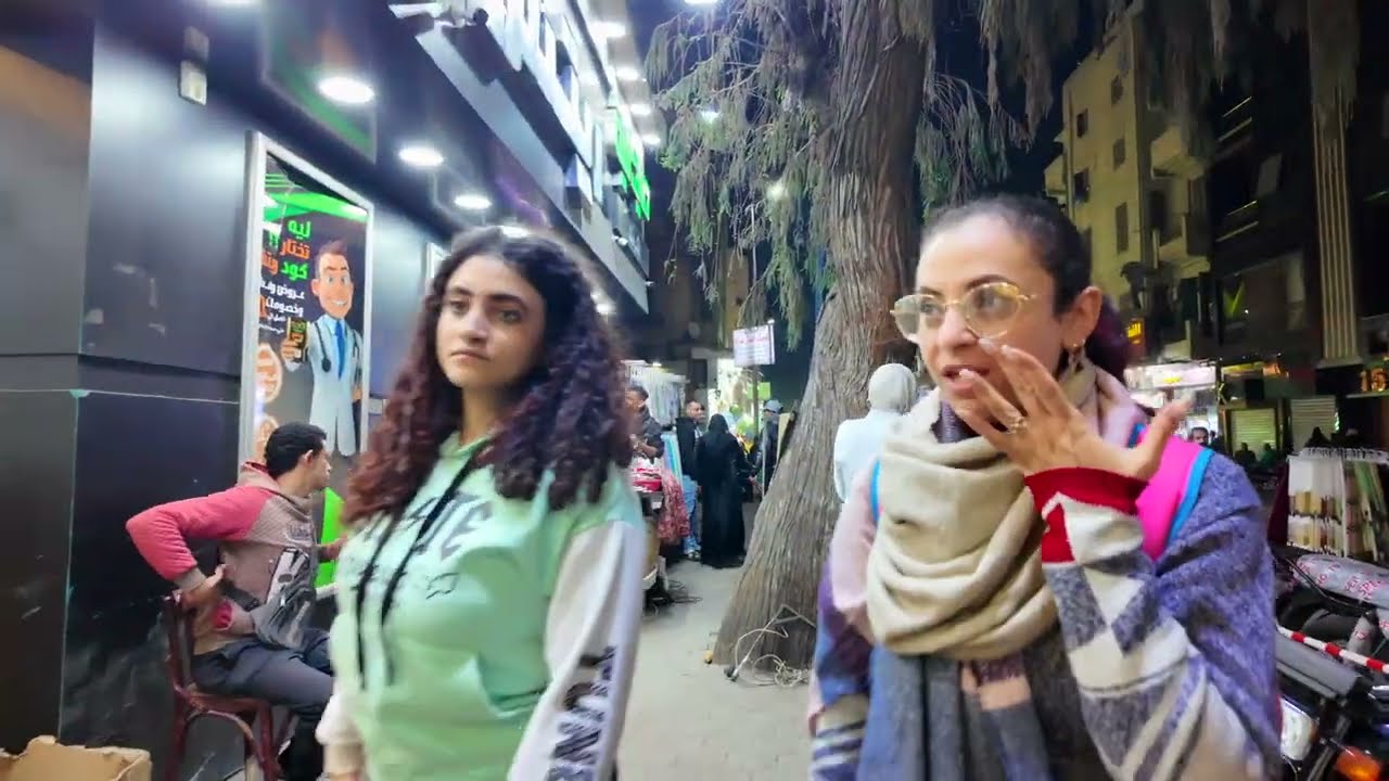 حياة الشتاء بعد منتصف الليل في مصر شبرا | جولة سير على الاقدام