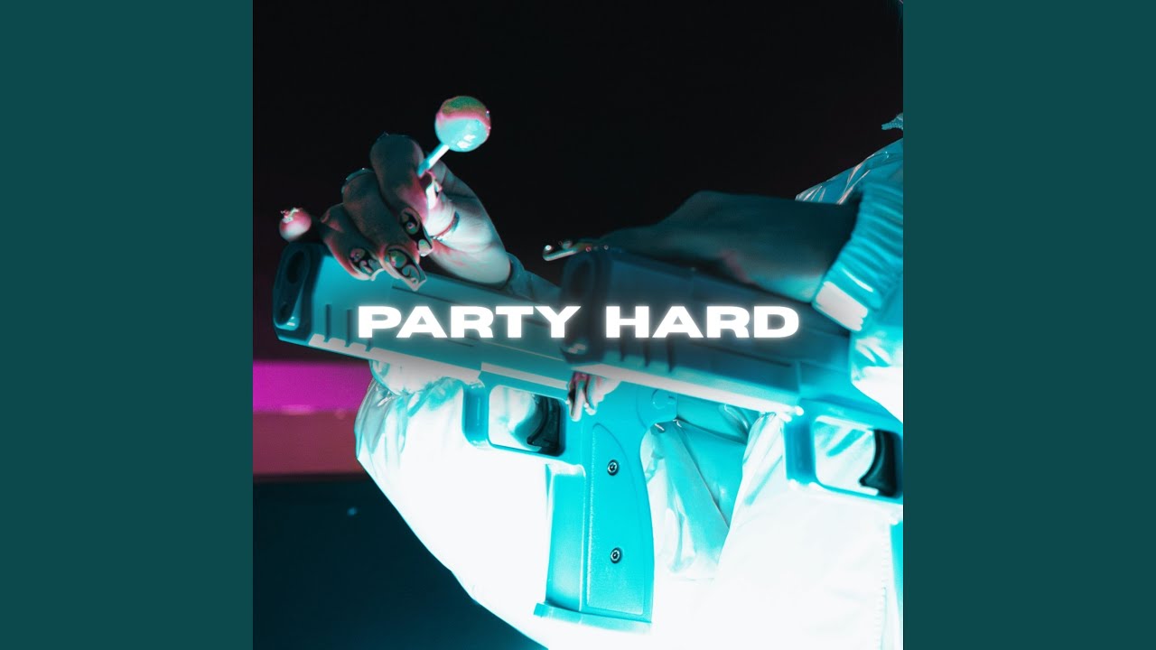 PARTY HARD