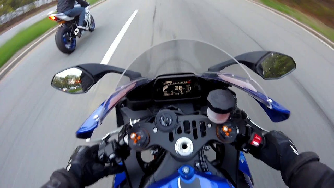 R1 and R1s vs 2018 gsxr1000 with cop chase!!
