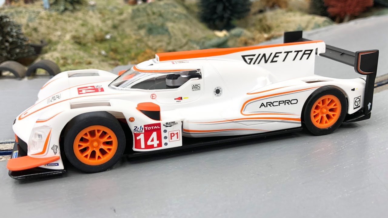 Scalextric Ginetta