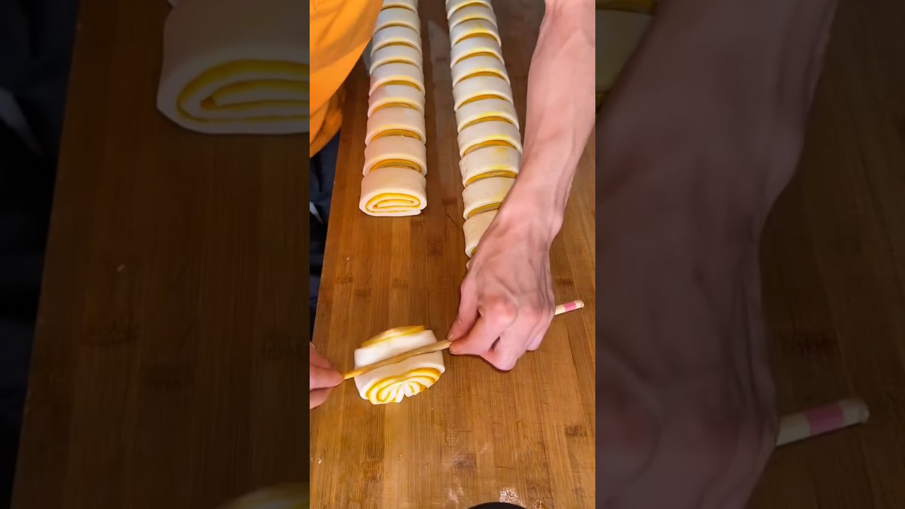 Vendor process of making bread