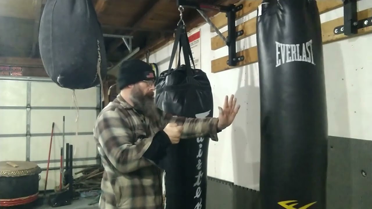 Phoenix eye fist - pressure test