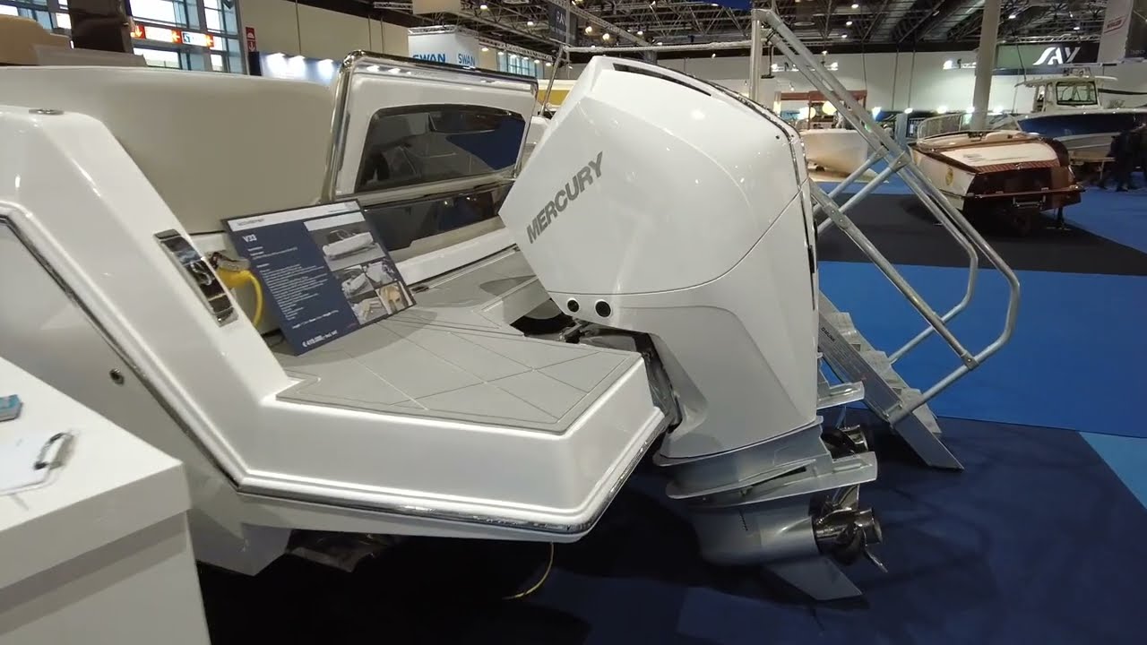 Schaefer V33 @ Boot Düsseldorf