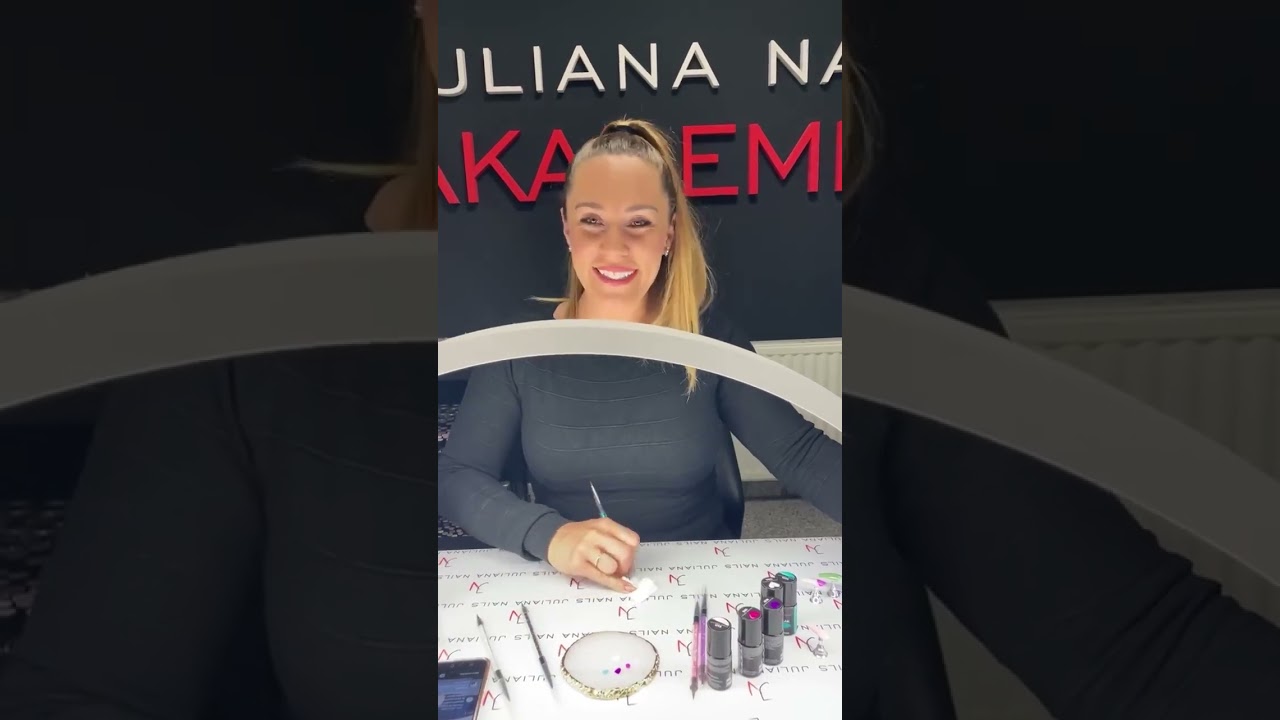 Nail Art - Točkice
