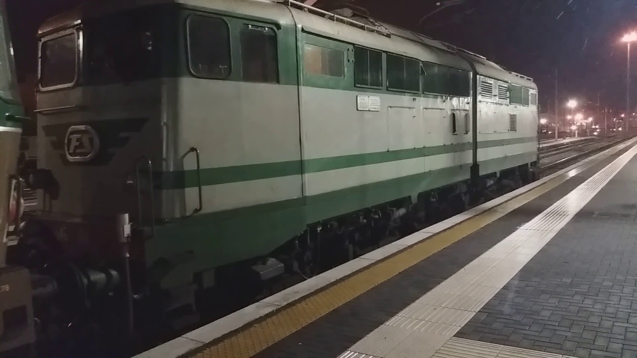 Fondazione FS - D.343 - E646 in manovra a Novara (Video 989)