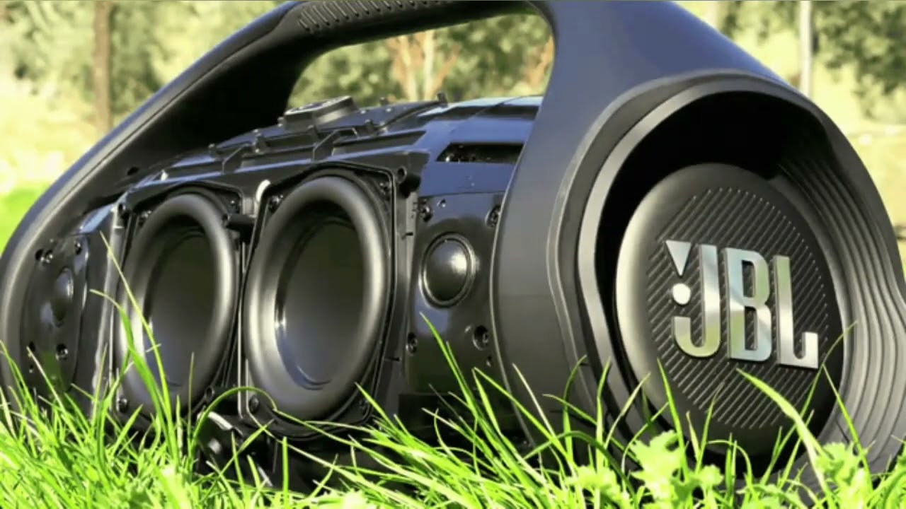 Fuera Del Planeta (Bass Boosted)