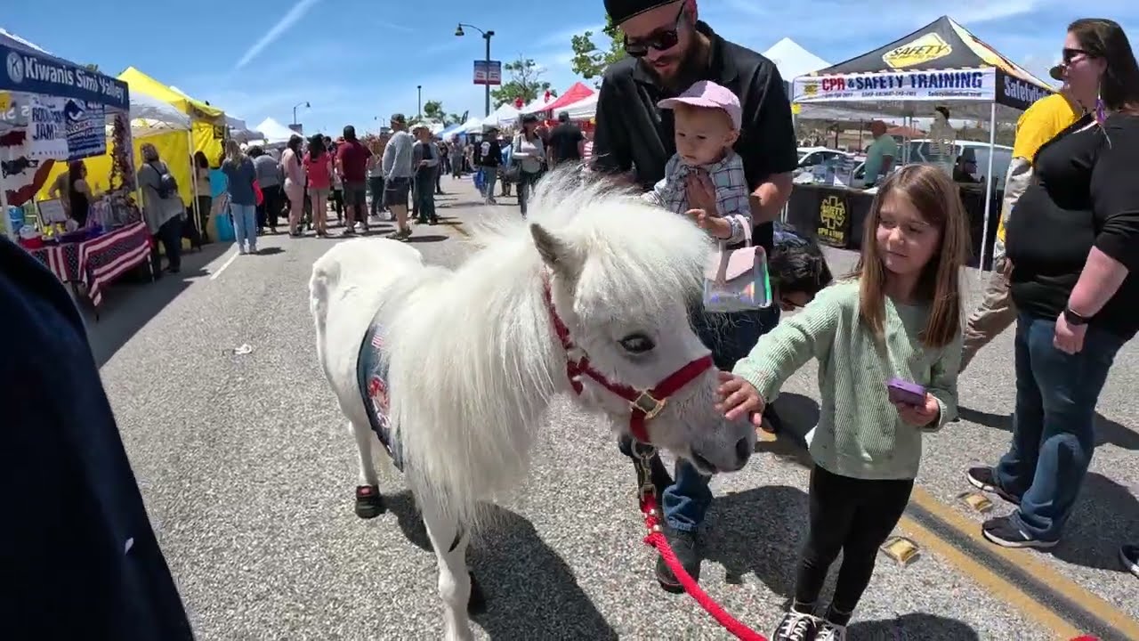 Lt. Rowdy at Simi Valley Street Fair 50623 4 0f 11