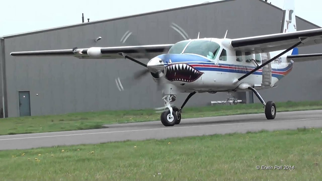Supervan 900 PH-SWP New colours testflight 04-04-2014