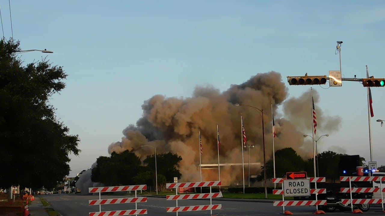 Implosion of the historic Pasadena State Bank building in Pasadena, Texas on July 21, 2019