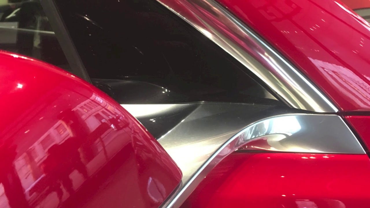Das neue Tesla Model 3 - Fotos aus dem Tesla shop Basel (Schweiz)  Dezember 2018