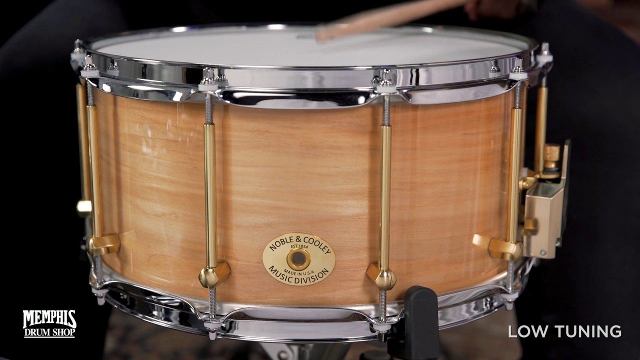 Noble & Cooley 14x7 Solid Shell Classic Tulip Snare Drum - Clear Gloss (FGSST147CGFC-5666)