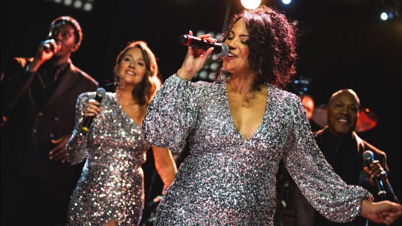 EBE Milan 77 - Top 40 & Pop - An Amazing Live Wedding Band, Special Event Band, & Party Band