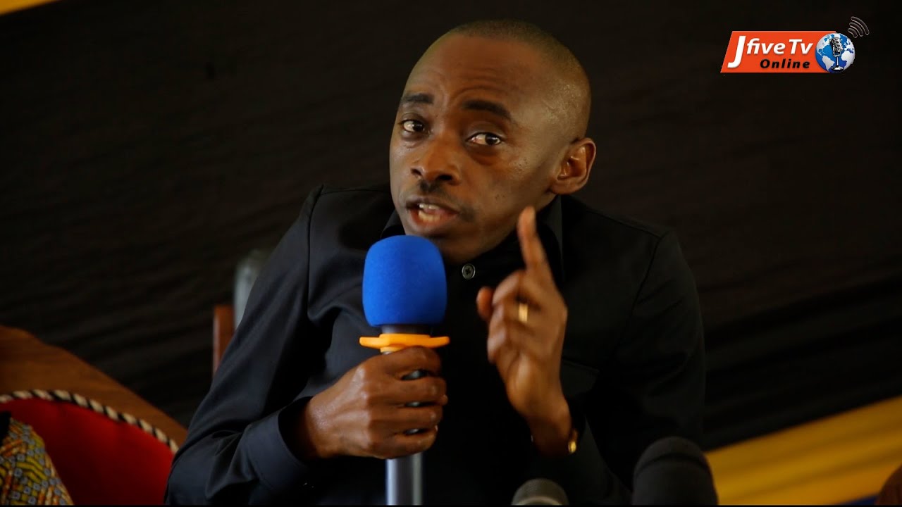 DC MAGOTI AWA MBOGO ''HAIWEZEKANI TUKULIPE MSHAHARA, HALAFU UNATAFUNA WANAFUNZI
