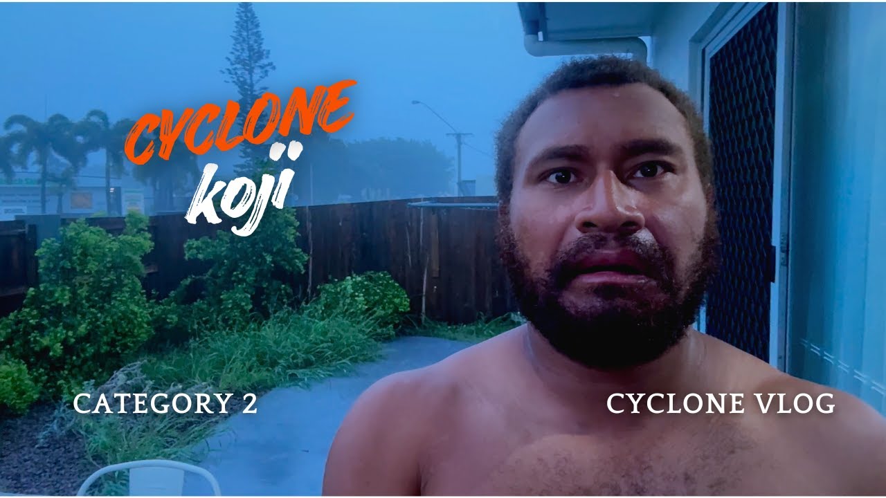 Cozy Cyclone Vlog | A Rainy Day Off Work 🌀 🌧️
