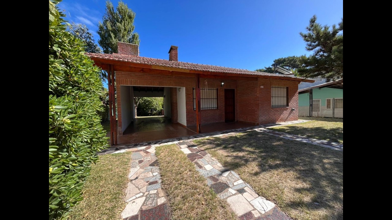 VENTA DE CASA EN VALERIA DEL MAR-PINAMAR