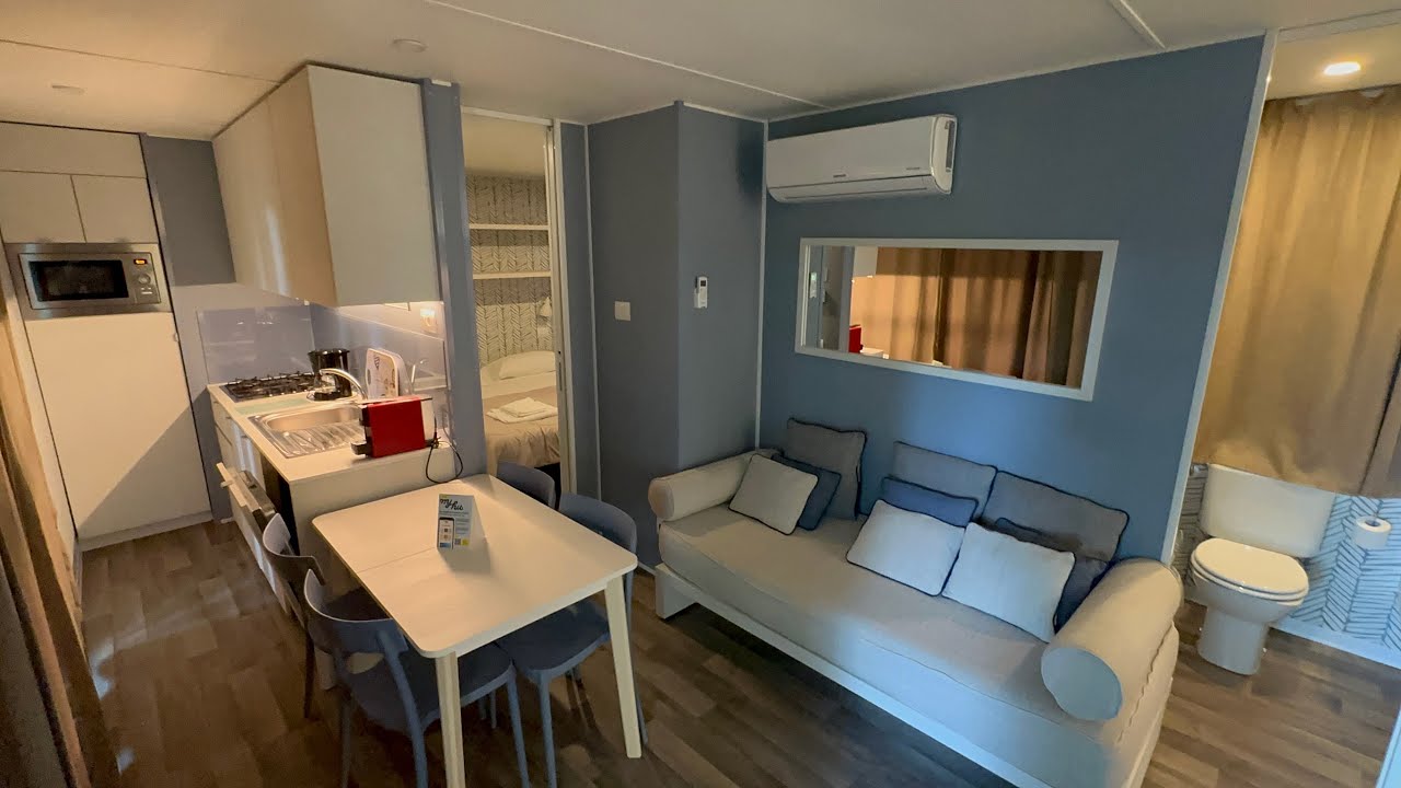 Прогулка по номеру hu stay Premium XL Plus (6 спальных мест) в деревне hu Norcenni Girasole 🇮🇹