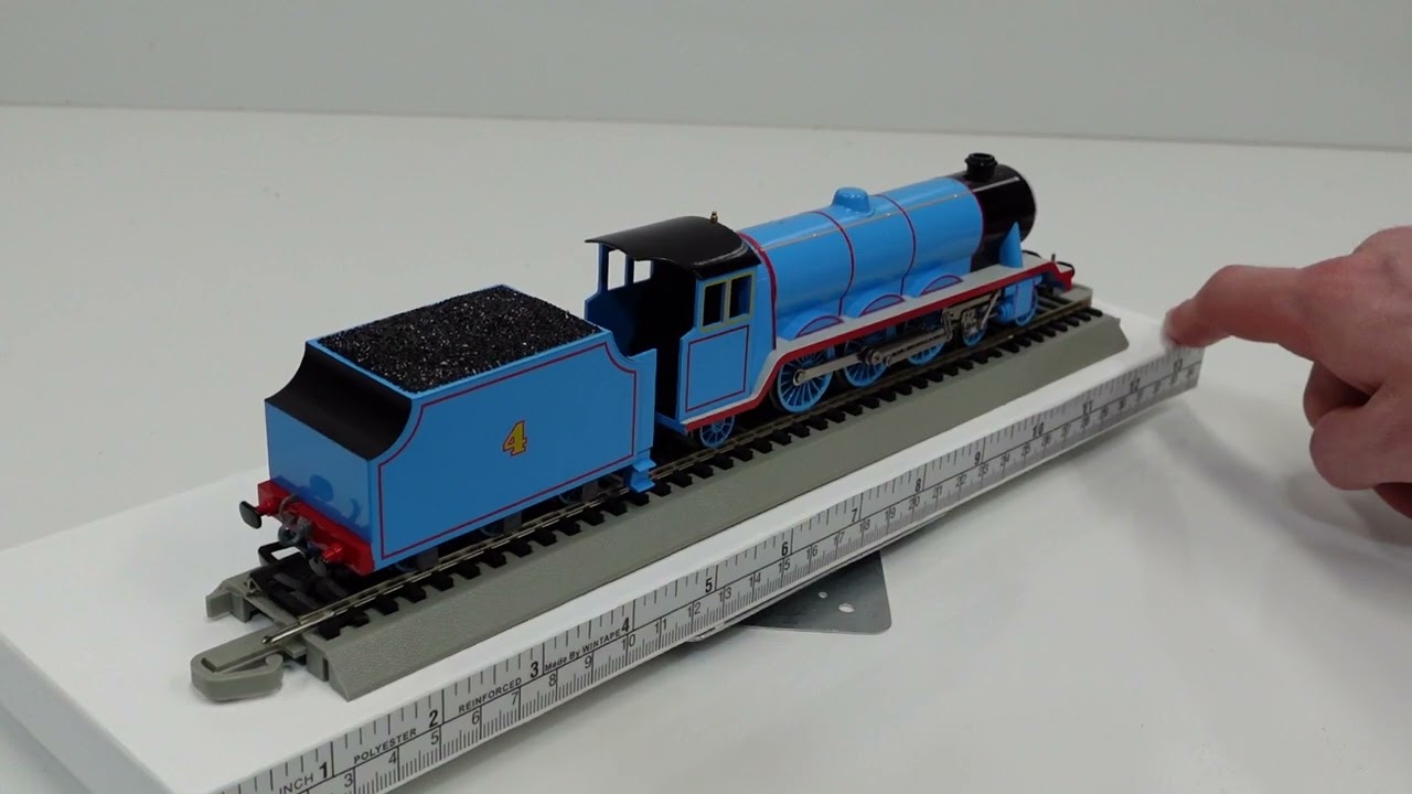 Thomas and Friends Gordon Gets a New Composite Passenger Coach!