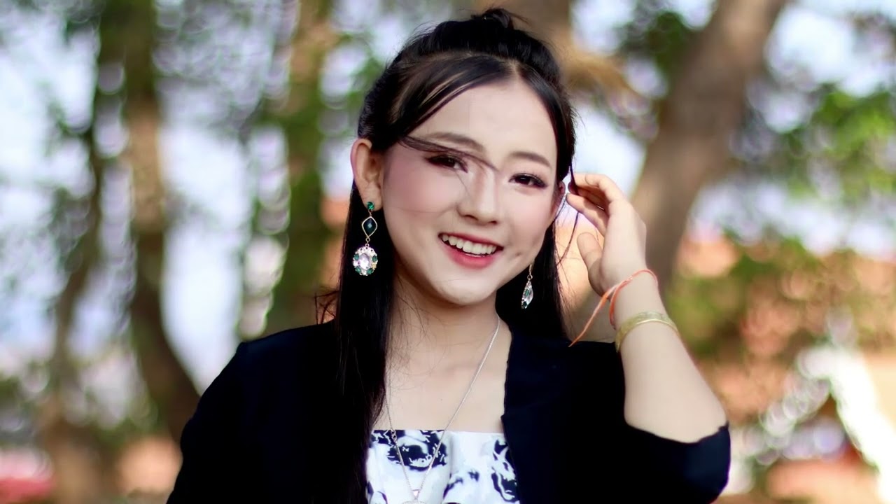 ມາຢາ ຫັງ ດອກຟ້າຄືນຄອນ cover