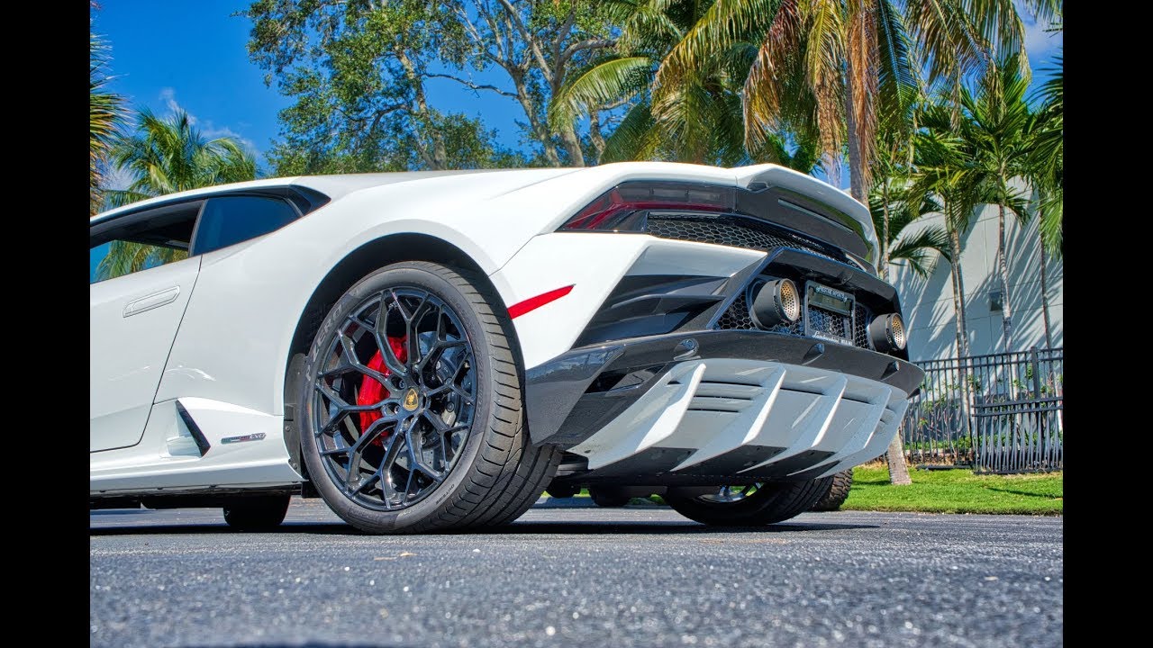 Lamborghini Huracan EVO All-Wheel Drive, All-Wheel Steering V10 BEAST Walkaround TEST DRIVE
