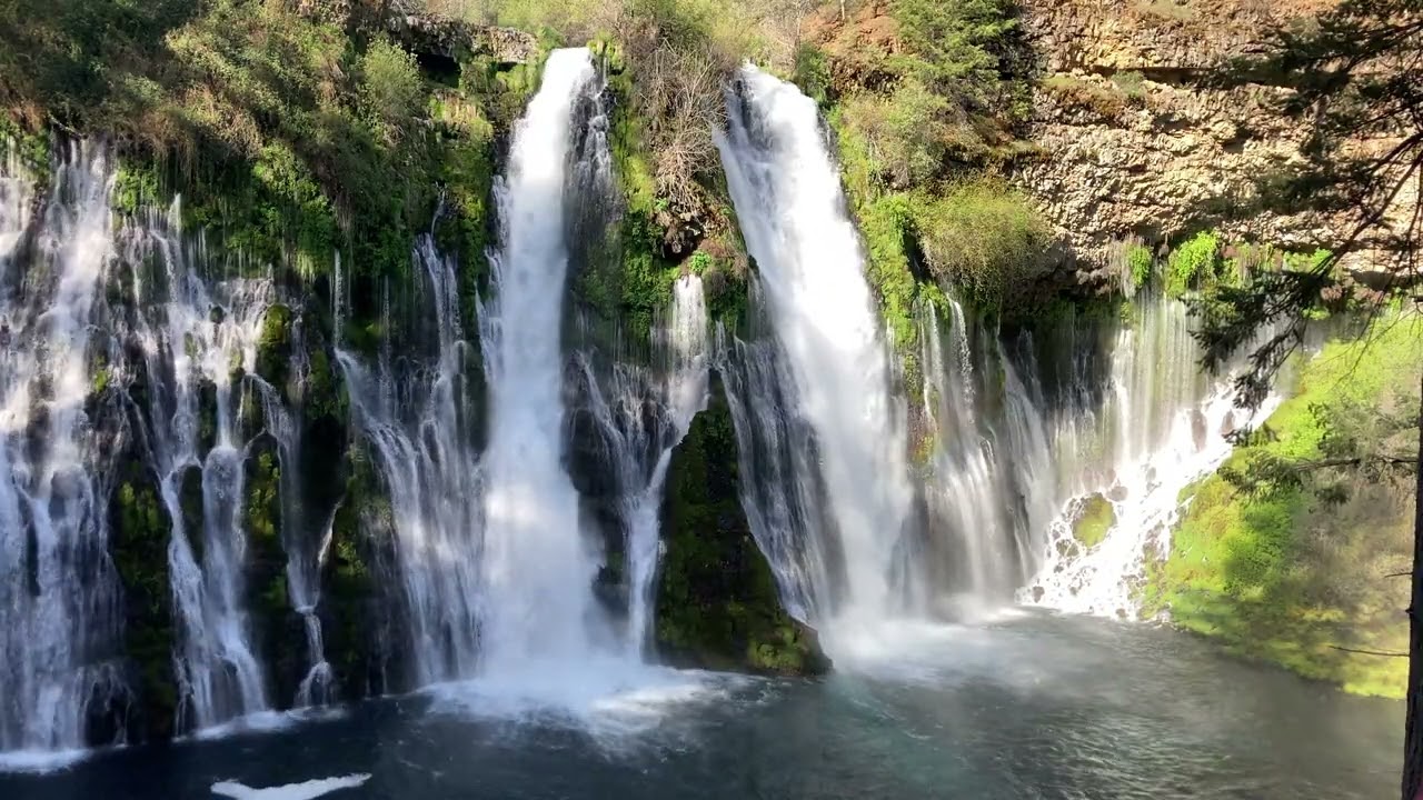 McArthur-Burney Falls (4K 60fps nature sound)