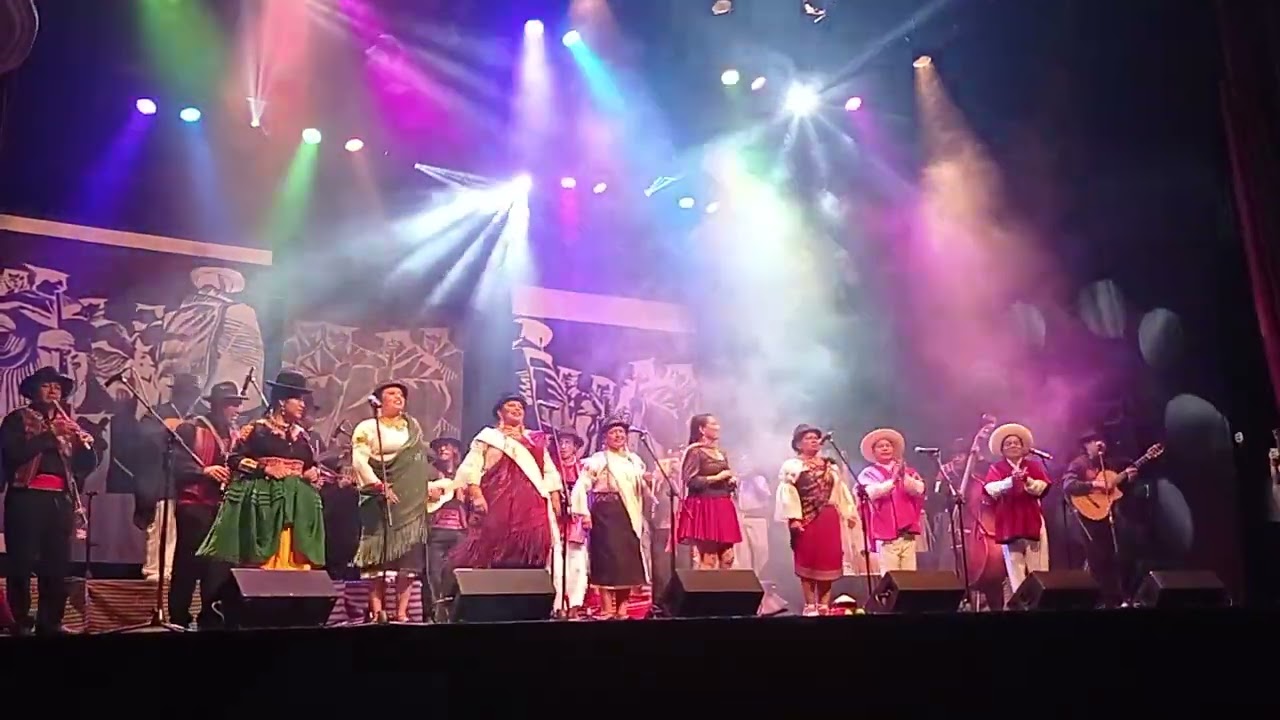 Ñuca Llacta - Boliviana Manta y Ñanda Mañachi