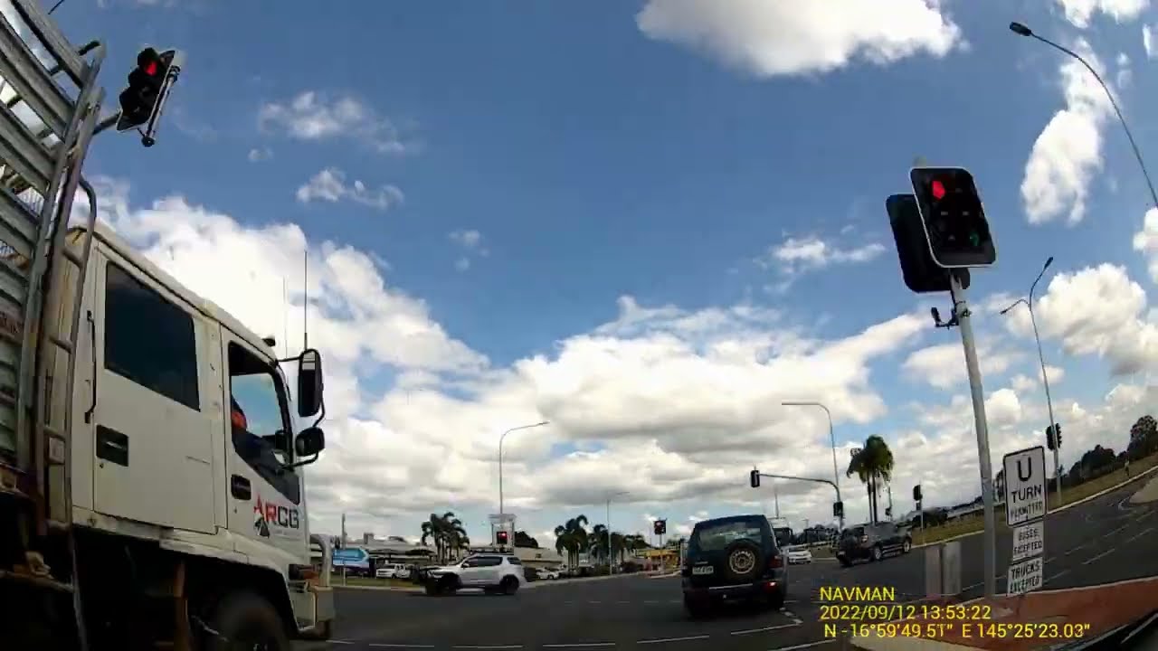Driving from Cairns to Sunshine Coast