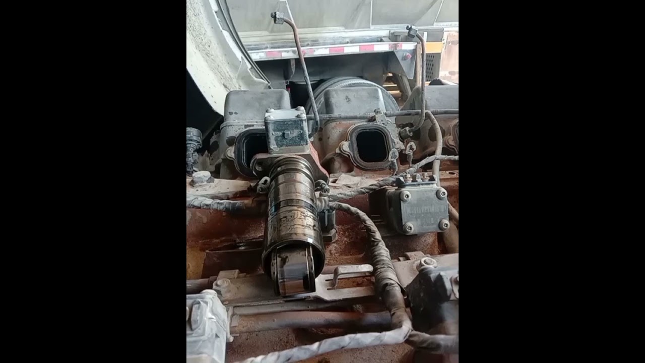 Engine noisy and no power plus vibration //934.01 mercedes benz (Actros 2040) @kaMEKANIKOmixtv