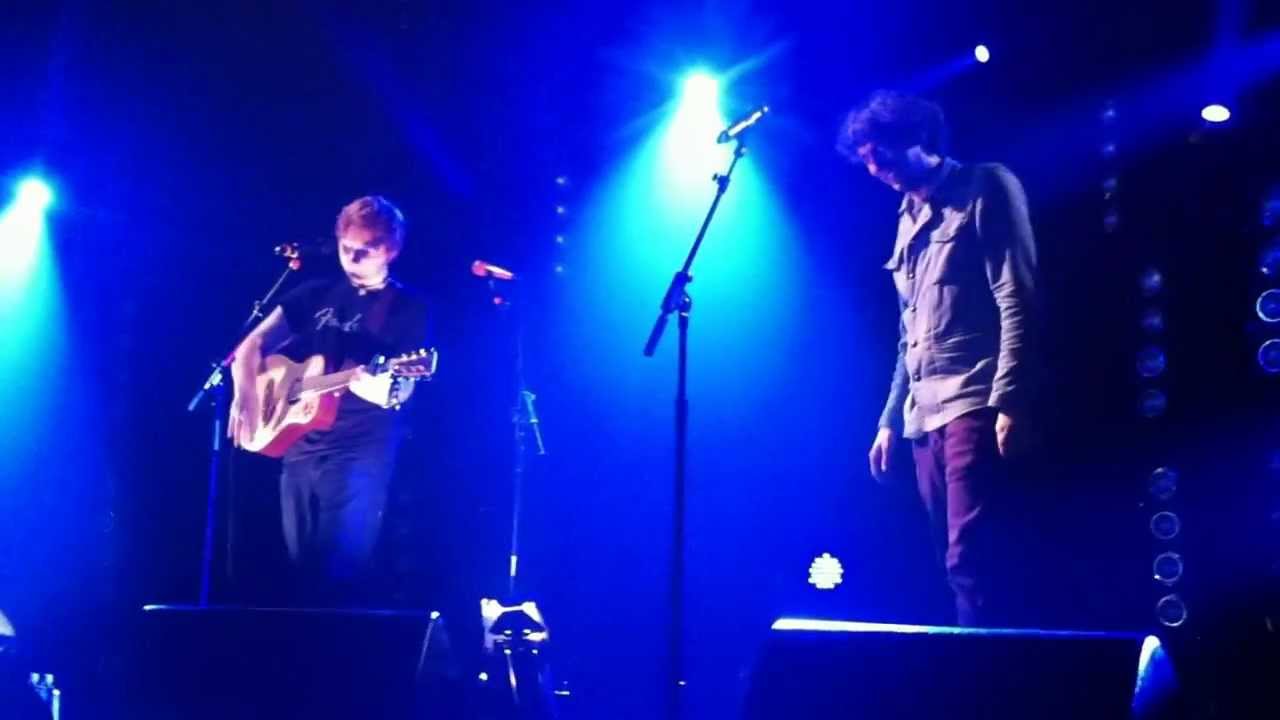 Ed Sheeran & Gary Lightbody - Chasing Cars LIVE @ Camden Roundhouse iTunes Festival 02/09/12