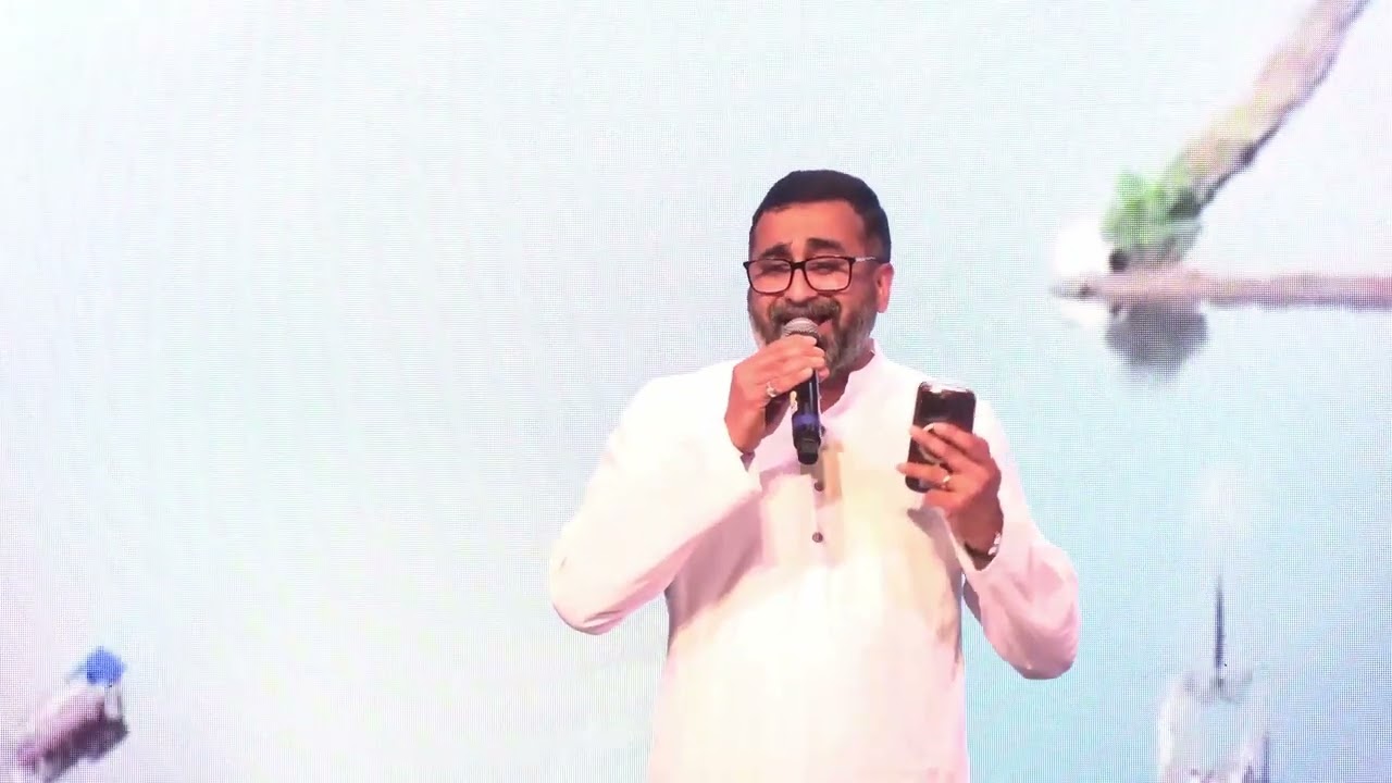 ആയിരം പാദസ്വരങ്ങൾ🎼🎶#singers#malayalamsongs#malayalamnostalgicsongs#stageshow#stageshowsong#mallugram